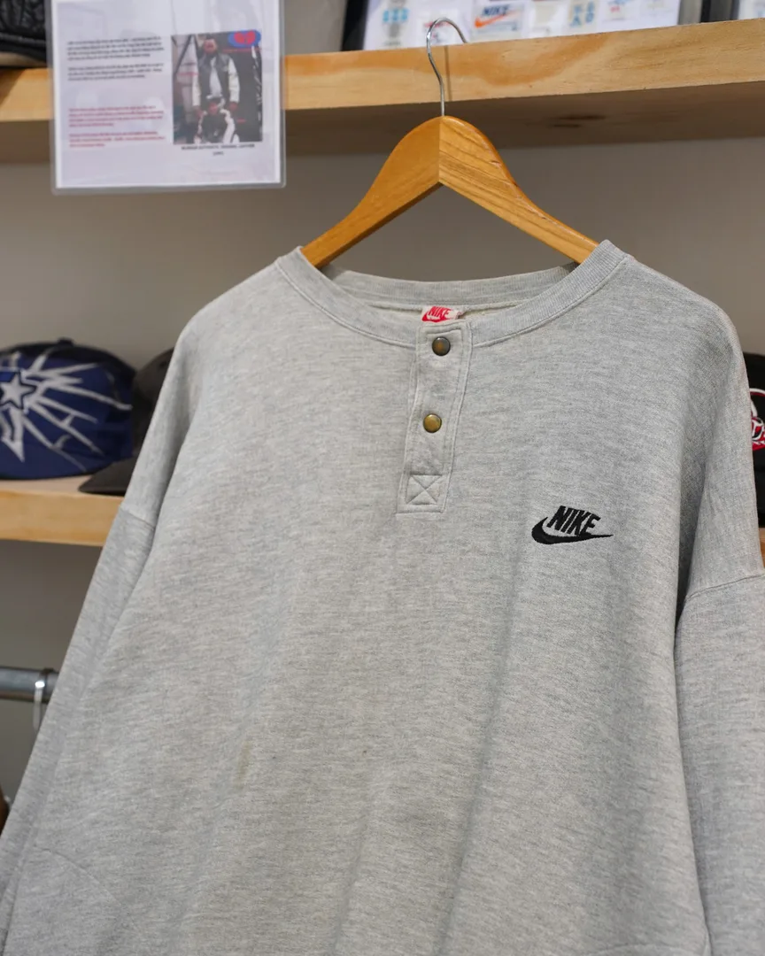 NIKE VINTAGE GREY HENLEY SWEATSHIRT