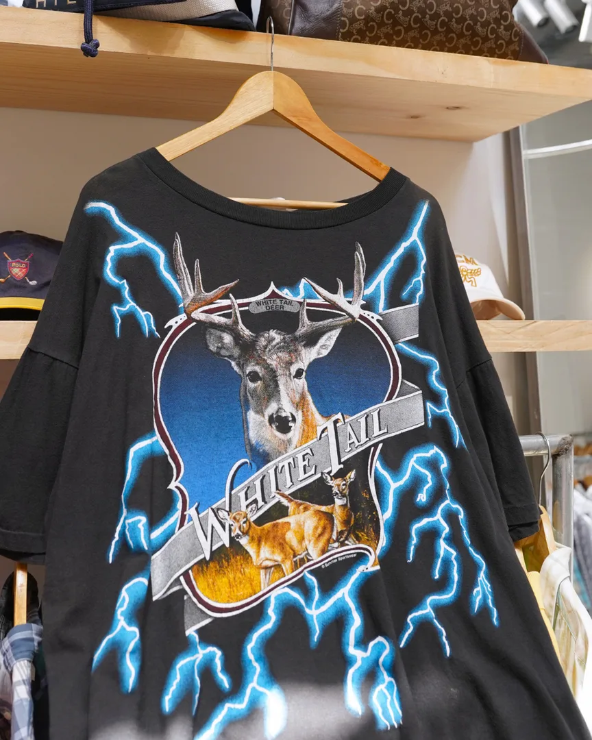 VINTAGE USA THUNDER WHITE TAIL DEER LIGHTNING TEE