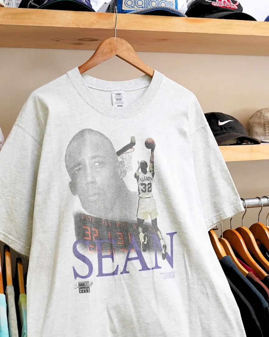 VINTAGE 90S SEAN ELLIOTT 32 TEE